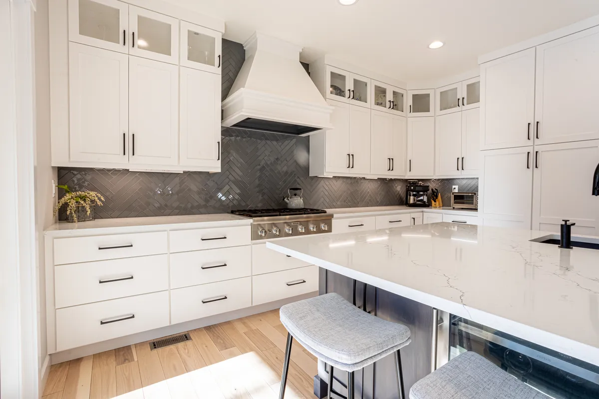 Kitchen sink and backsplash highlights